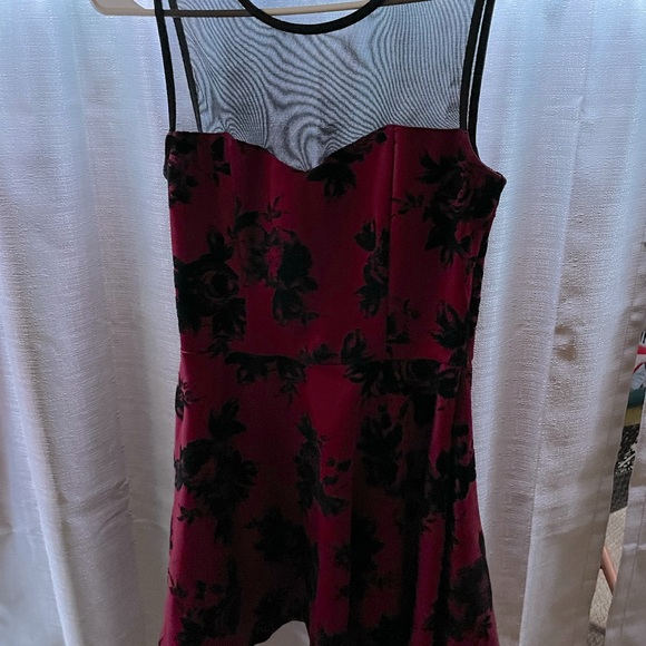 Rue21 small red and black flower dress with mesh top. - Picture 1 of 3